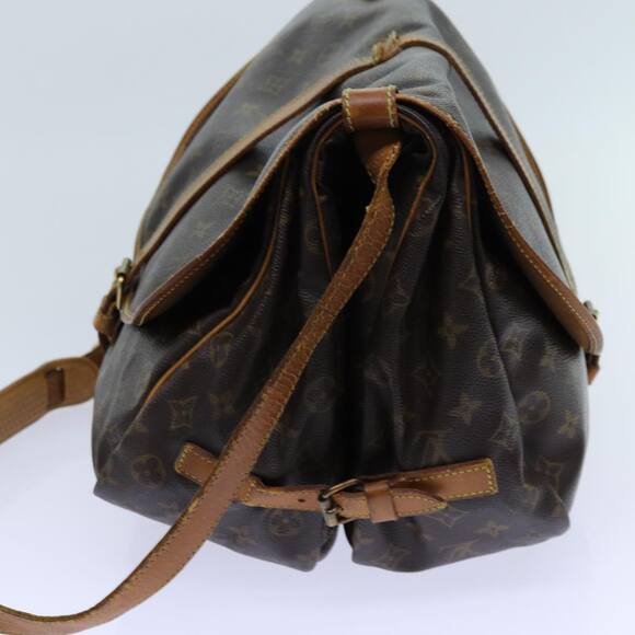 LOUIS VUITTON Monogram Saumur 35 Shoulder Bag M42254 - Picture 4 of 13